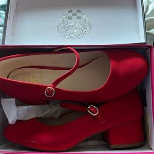 vince camuto red heels